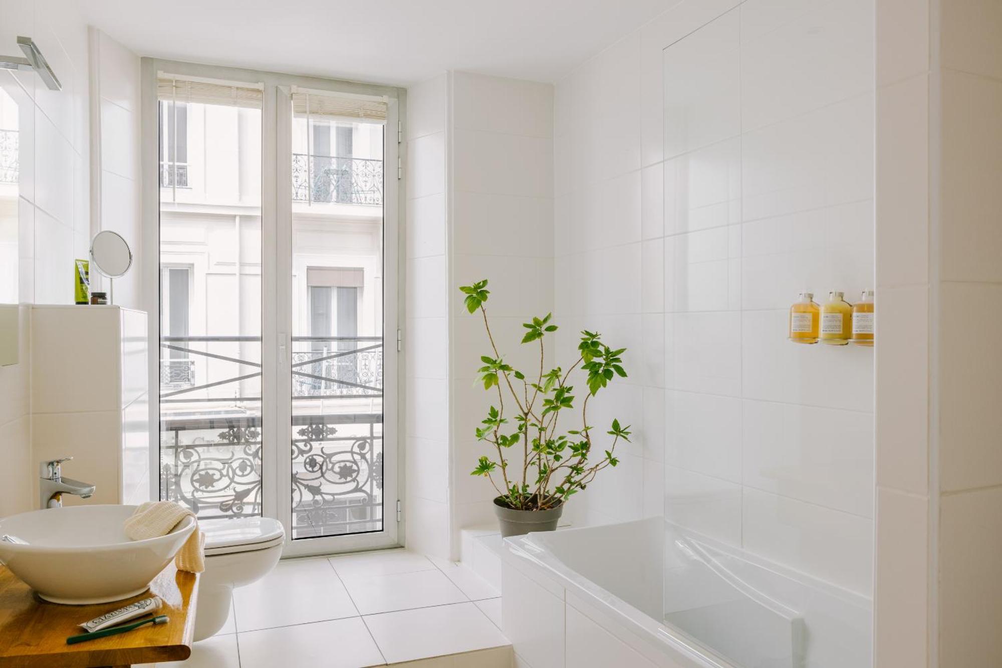 Yelo Lumiere Powered By Sonder Hotel Кан Екстериор снимка